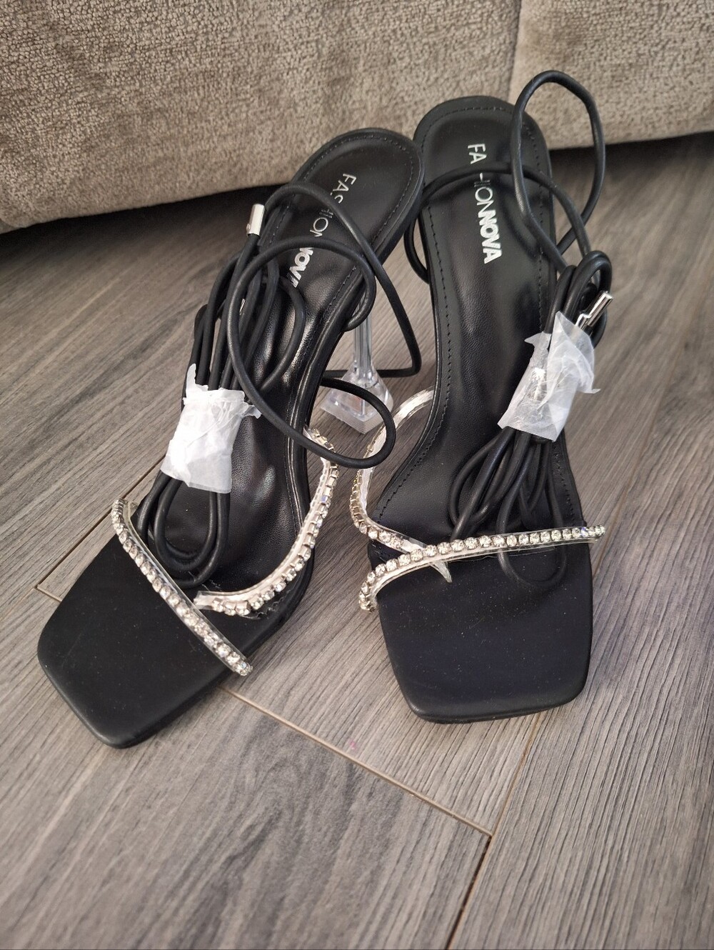 Strappy Black Lace-Up Stiletto Sandals with Crystal Heel Size 8.5 - Picture 4 of 8